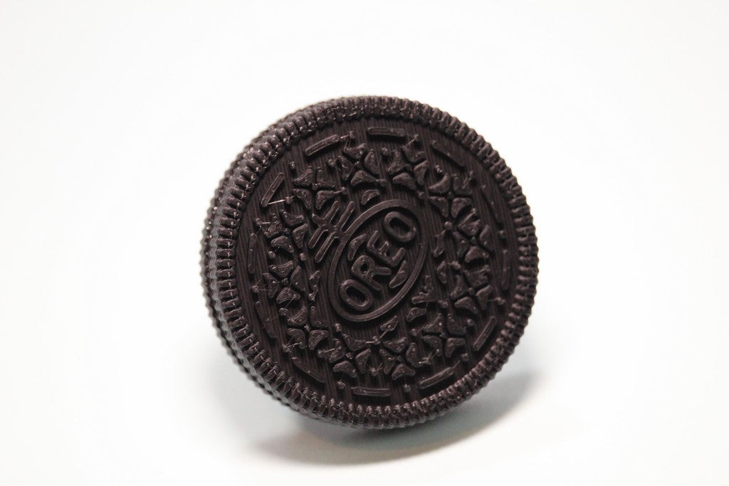 Oreo Szekrény Gomb (37 mm) – Egyedi és Édes Stílus!